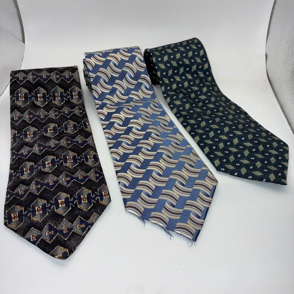 Geoffrey Beene Men Silk Tie Lot of 3 Geometric Abstract Blue Black Teal Neckties
